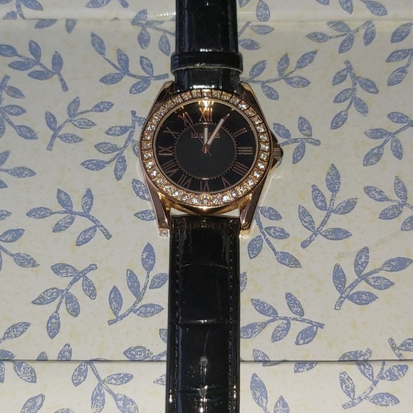 Manhattan by Croton Crystal Bezel Watch - Picture 3 of 6